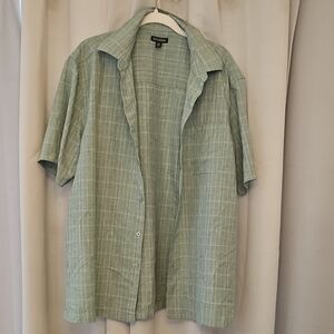 Men's 42/44 Lightweight Button Down Shirt
